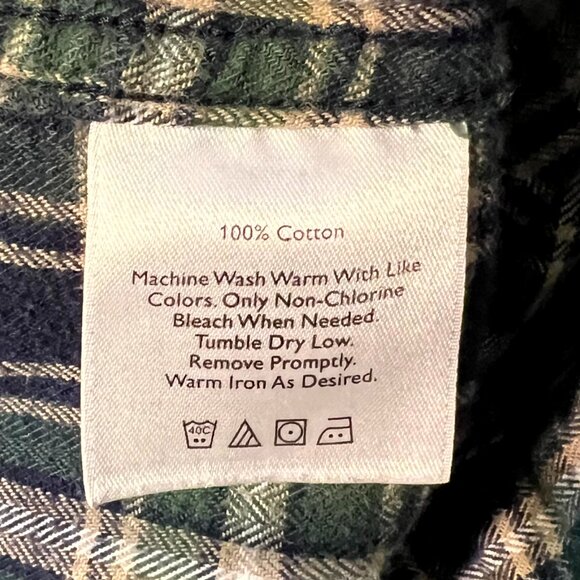 Eddie Bauer Relaxed Fit Navy & Green Plaid 100% Cotton Flannel Button-Up SZ Sm - Picture 3 of 5